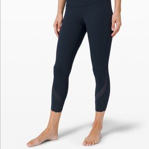 Lululemon Wunder Under Scallop Crop Leggings